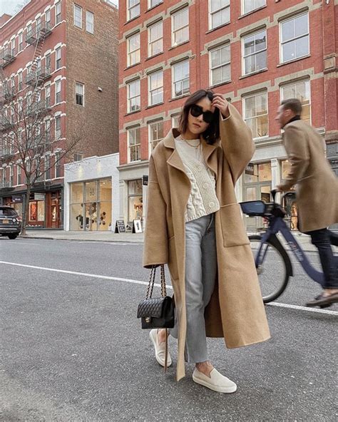 how to wear oversized jacket
